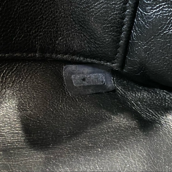 SOLD Authentic Chanel Vintage Black Caviar Tote Bag - Picture 14 of 16